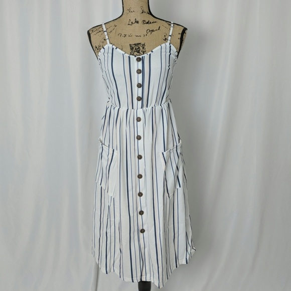 Striped button front midi dress - Picture 6 of 8